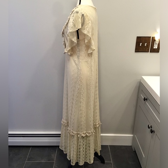 Vanessa Alexandra Romantic Sheer Lace Maxi Dress Flutter Embroidered Tassels Med - Picture 5 of 16